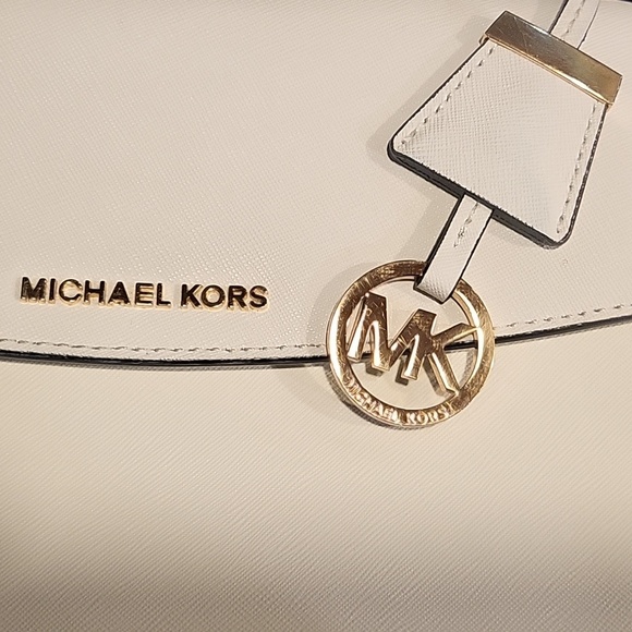 Michael Kors Extra-Small Saffiano Leather Crossbody White - Picture 8 of 9